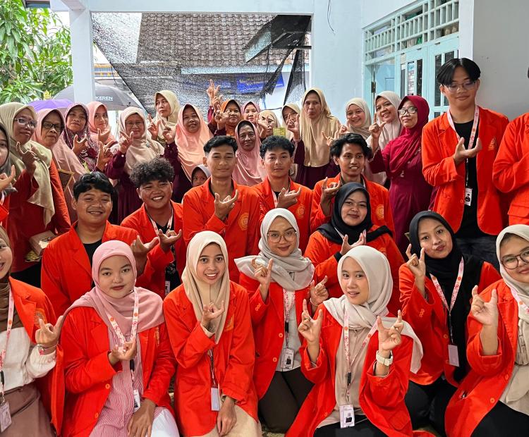 Mahasiswa KKN-IPE UMPKU Surakarta Edukasi TOGA Bersama Ibu-ibu PKK Desa Puro