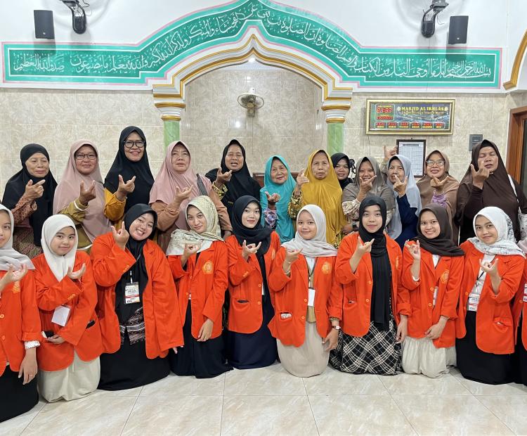 Mahasiswa Kuliah Kerja Nyata Integrasi Pembelajaran dan Pengabdian